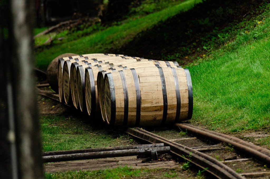 Barrel roll - Image 1